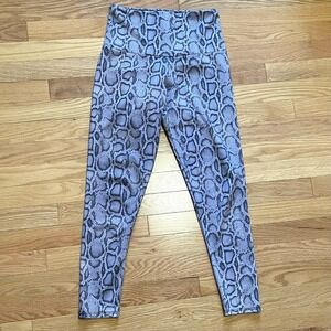 Onzie Gray Snake Animal Print Leggings Pants S/M Yoga Workout